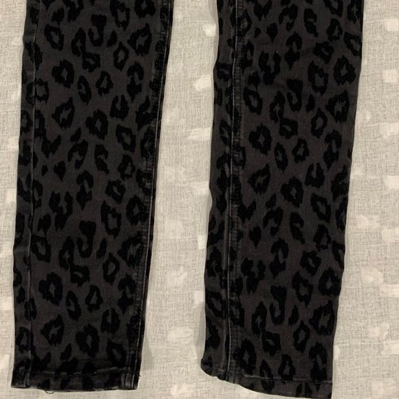 Fire LA ladies black velvet leopard jeans - Picture 3 of 6